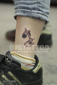 ndogo safi mguu zebra wingu tattoo mfano