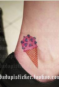 staromódní kotník vypadající karikatura zmrzlina tetování vzor obrázek