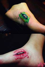 alternatieve creatieve lip kleurrijke wreef tattoo foto