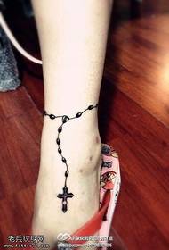 modello del tatuaggio della caviglia del piede femminile