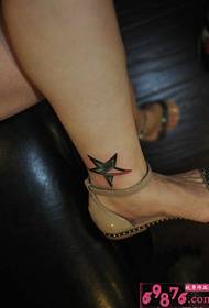 Kulay ng Paa ng Little Star na Tattoo na Larawan