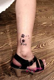 picculu ritimu di tatuatu di ankle picculu dandelion