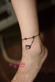 me me tshiab hlub anklet zam tattoo duab