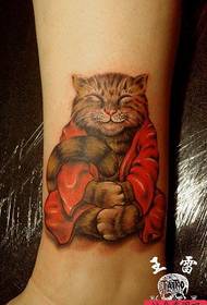 紋身圖推荐一隻腳色貓紋身作品