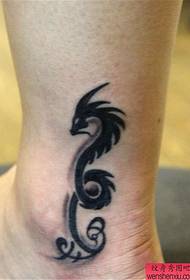 шема на тетоважа на змеј тотем за нозе