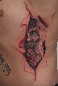imagen de tatuaje de zombie de horror de pecho