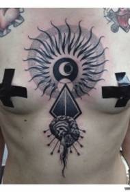 patrón geométrico del tatuaje del tótem del sol del punto del pecho