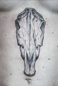 bone tattoo lalaki dibdib ng buto ng tattoo na larawan