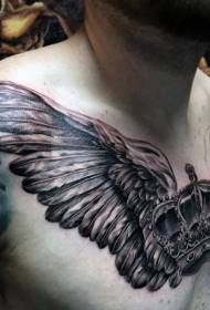 bröst svart grå stil vingar med krona tatuering mönster