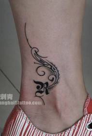 ragazza ankle totem vigna tatuaggi di mudellu