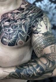 Drago di colore su larga scala petto e braccio con motivo tatuaggio maschera samurai