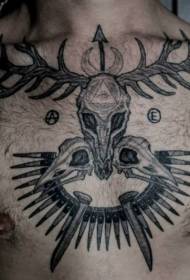 Isifuba esimnyama esenziwe nge tattoo yesaka