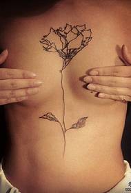 tytöt rinnassa pieni tuore kukka tatuointi malli
