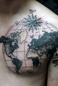 brystet sort og hvidt nautisk tema verdenskort tatoveringsmønster