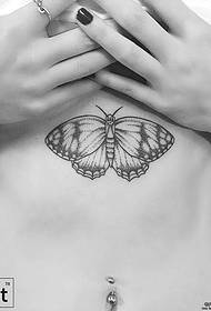 ຮູບແບບ tattoo ໜ້າ ເອິກຂອງເດັກຍິງ