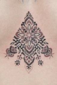 geometri og blomster tatoveringsmønster jente bryst geometri og blomster tatovering bilde