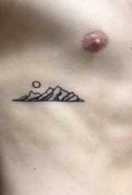 Tatuaggi petto maschio maschi petto sole e immagini di tatuaggi di montagna