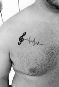 Tatuaggio petto maschio ragazzo petto elettrocardiogramma e nota immagine tatuaggio