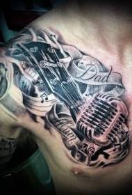 Bröst svart grå mikrofon tatuering mönster