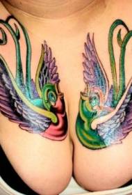 disegni del tatuaggio uccello femmina due petto colorato
