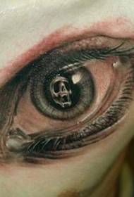 hrudníku tetování v 3D očích