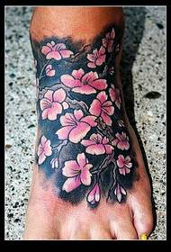 modello del tatuaggio del fiore di ciliegio del piede