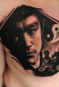 tatuaggio sul petto delle celebrità da uomo