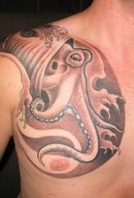 胸部棕色大章魚紋身圖案