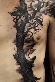 schwarzer einsamer Baum des Kastens und des Unterleibs mit Krähentätowierungsmuster