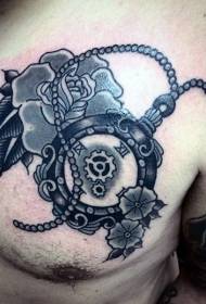 ပန်းပွင့် tattoo ပုံစံနှင့်အတူဟောင်းကျောင်းရင်ဘတ်အနက်ရောင်နာရီ