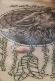 tatŵ daliwr breuddwydion dynion ar frest y llun tatŵ catcher breuddwyd creadigol