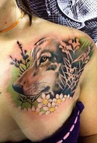Brust natürlichen farbigen Wolfskopf Blume Tattoo-Muster