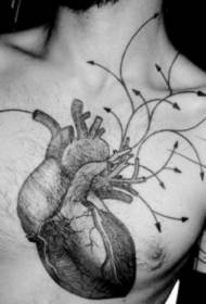 mäns bröst svartvitt hjärta och pil tatuering mönster