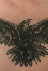 modèle de tatouage de poitrine de plongée de corbeau noir
