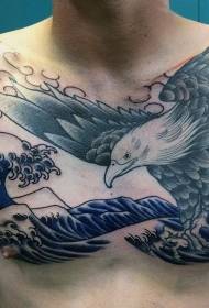 Eagle nero grisgiu di pettu cù mudellu di tatuaggi di onda