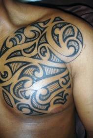 Tribal totem tattoo patroon van de borst zwarte lijn