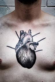 груди європейських та американських шаблон татуювання серця