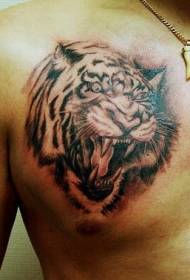 rinnassa musta harmaa paahtava tiikeri tatuointi malli