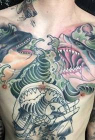 Patrón de tatuaxe de ballena e tiburón europeo