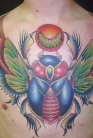 tetování hrudníku scarab a larvy