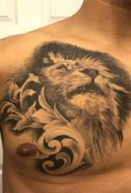 lejon huvud tatuering manlig bröst lejon huvud tatuering bild