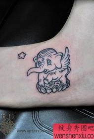 patró de tatuatge d'elefant de peu valent