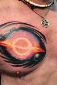 Uzorak tetovaže planeta eksplozije planeta u prsima