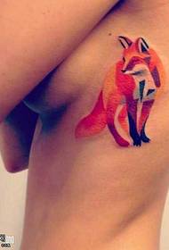 Àpẹẹrẹ tatuu awọ Fox