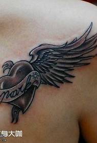 гърдите Любов крила татуировка модел