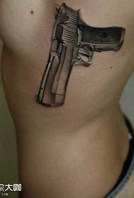 borst zand eagle gun tattoo patroon