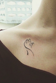 naispuolinen rinta rivi komeetta tatuointi kuvio Daquan