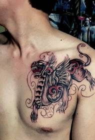 muški prsni zmaj devet sin hrabrih trupa naslikao je uzorak tetovaža