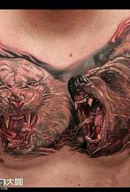 bryst bjørn og hvitt tiger tatoveringsmønster
