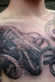 chifuwa chamlengalenga wa octopus tattoo